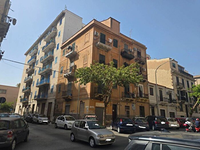 Appartamento bilocale in affitto in Via Costantino Lascaris, Zisa, Palermo