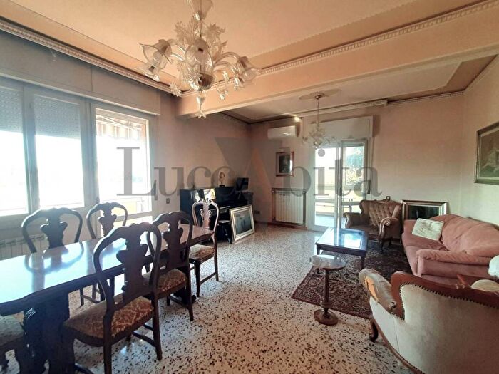 Appartamento con 5 locali in affitto in Via Don Lazzeri, Arancio, Lucca