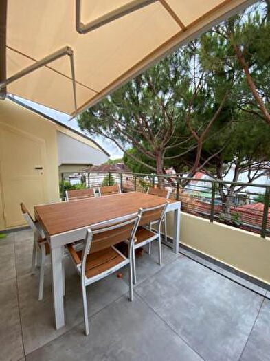 Appartamento quadrilocale in affitto in Viale Ugo Bassi, Riccione