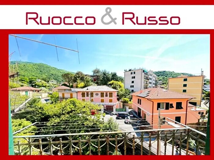 Appartamento trilocale in vendita in Via Emilio da Pozzo, Genova