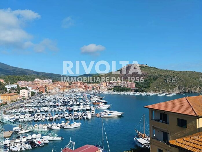 Appartamento trilocale in affitto in Piazza Ricasoli, Monte Argentario