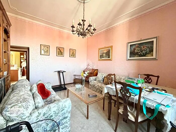 Appartamento quadrilocale in vendita in Via Leonardo da Vinci, Viterbo