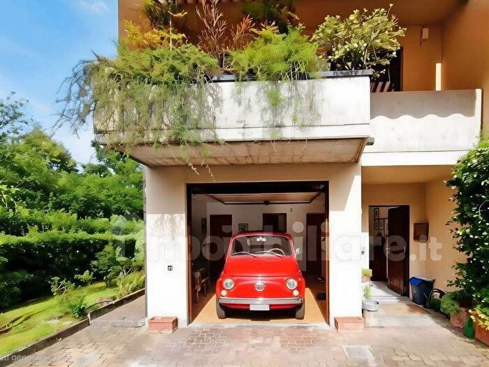 Casa quadrilocale in vendita in Centro, Daverio