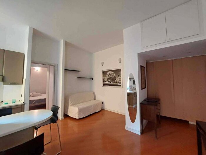 Appartamento bilocale in affitto in Via Emilio Morosini, Cadore, Milano