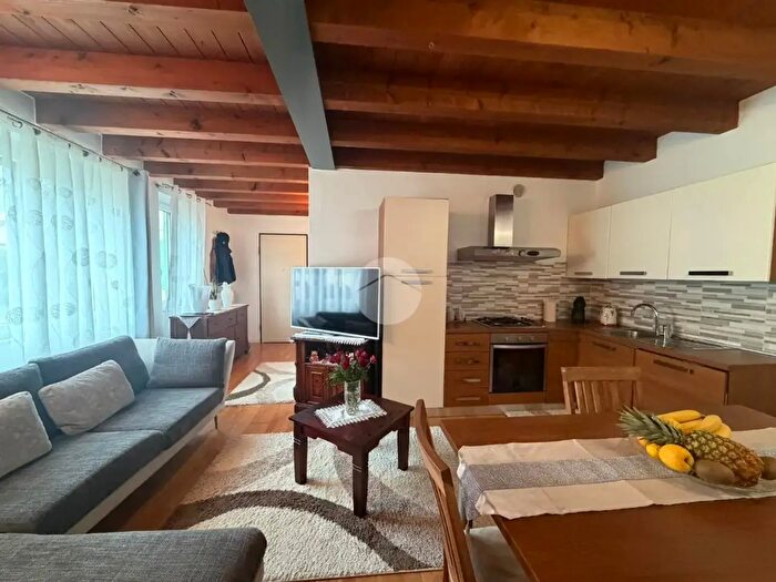 Appartamento trilocale in vendita in Via d Alighieri, Manerba Del Garda