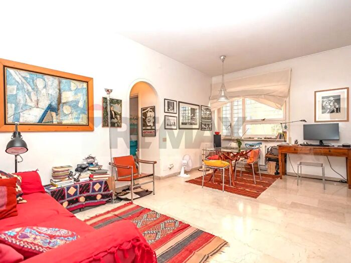 Appartamento bilocale in vendita in Via Livio Pentimalli, Roma