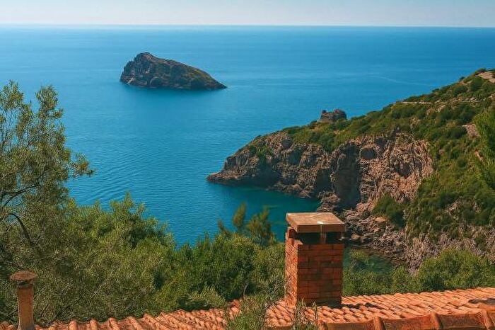 Casa con 5 locali in vendita in Strada Provinciale Panoramica Porto Santo Stefano, Monte Argentario