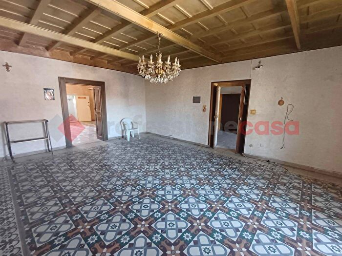 Appartamento con 6 locali in vendita in Via Solferino, Ceprano