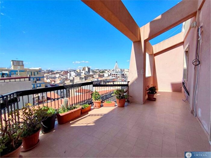 Appartamento trilocale in affitto in Largo Porto Piccolo SNC, Borgata Santa Lucia, Siracusa