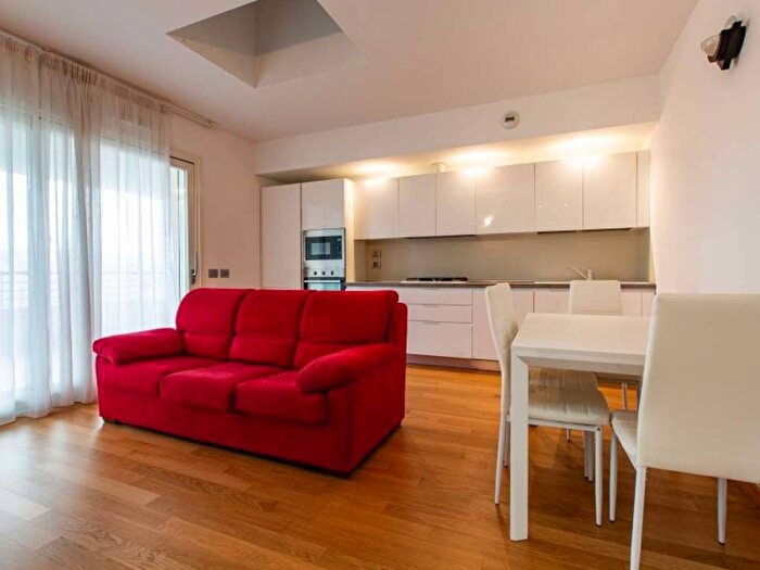 Appartamento bilocale in affitto in via Sandro Pertini, Centro, Cernusco sul Naviglio