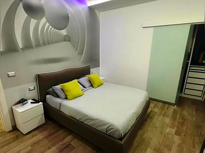 Casa con 5 locali in vendita in Via F Lo Sardo, San Piero Patti