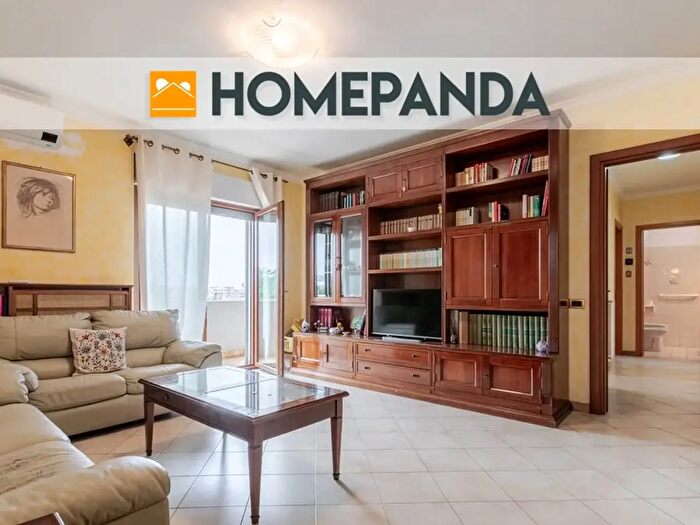 Appartamento quadrilocale in vendita in Via Londra, Ciampino