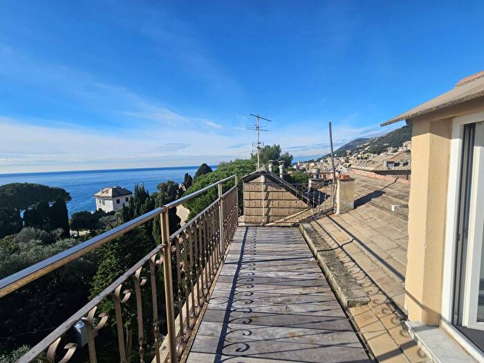 Appartamento trilocale in affitto in Via Giuseppe Mazzini, Centro, Bogliasco