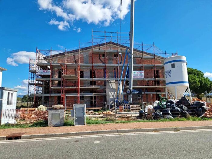 Appartamento trilocale in vendita in Rosignano Marittimo