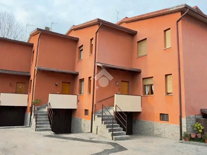 Casa trilocale in vendita in Via Dolomiti, Desio