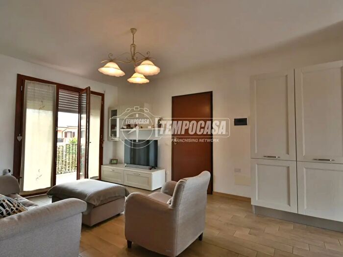 Appartamento trilocale in vendita in Piazzale Augusto Violini, Osimo