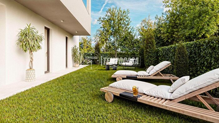 Appartamento quadrilocale in vendita in Via Euganea, Selvazzano Dentro