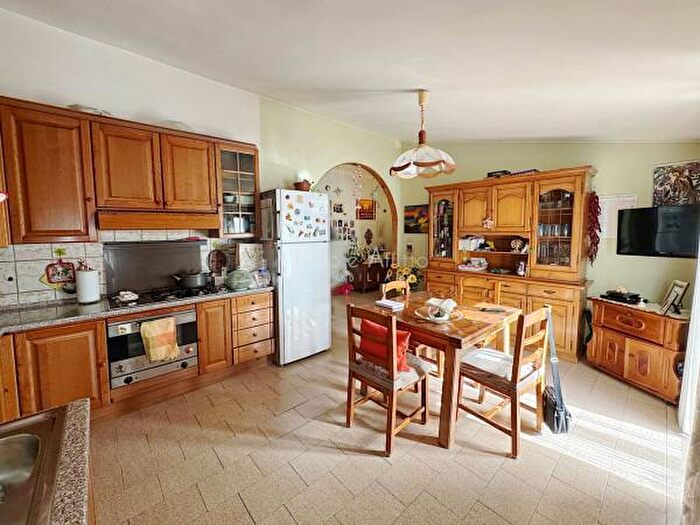 Appartamento quadrilocale in vendita in Via Vittorio Argentieri, Montenero Di Bisaccia