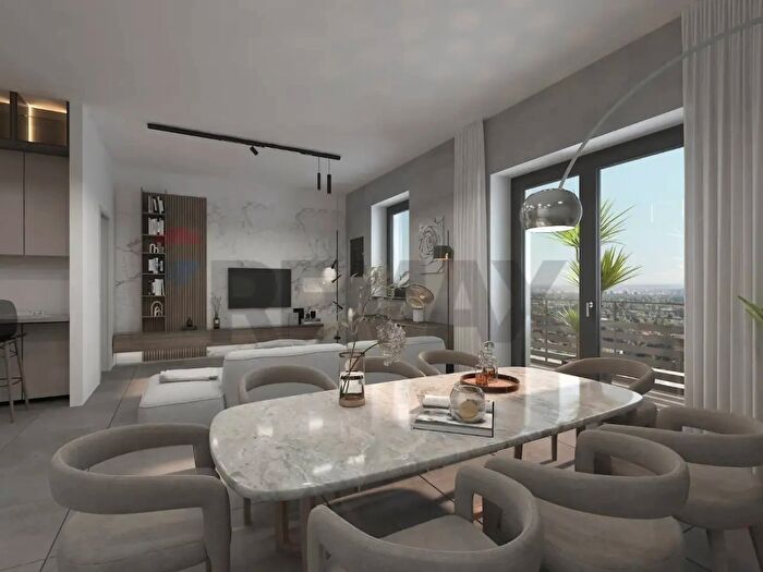 Appartamento quadrilocale in vendita in Via Locatelli, Ponte San Pietro