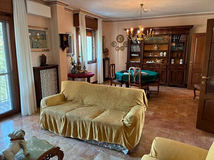 Appartamento trilocale in vendita in Via Gerolamo Arganini, Niguarda, Milano