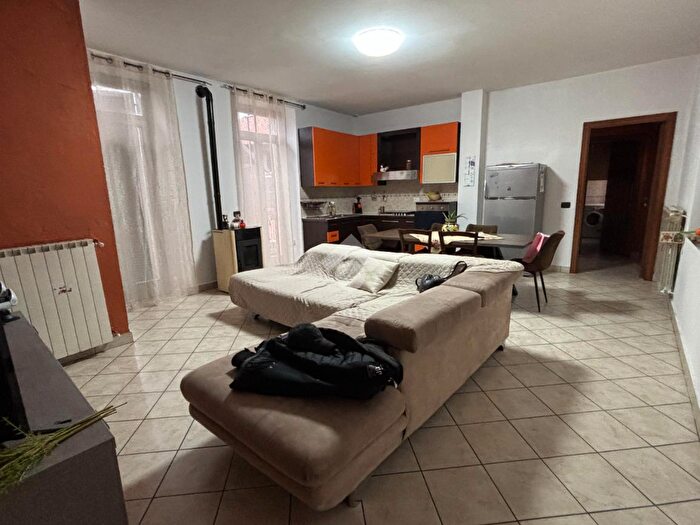 Appartamento trilocale in vendita in Via Antonio Gramsci, Castelletto Sopra Ticino