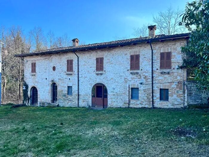 Casa in vendita in Contrada Morelli, Sarnano