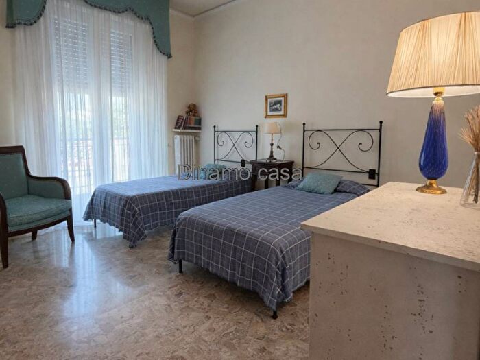 Appartamento quadrilocale in affitto in Centro, Calenzano