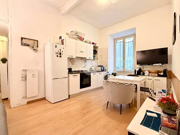 Appartamento trilocale in vendita in Via Santamaura, Roma