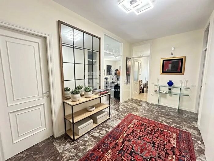 Appartamento con 8 locali in vendita in Via XI Febbraio, Conegliano