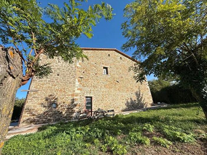 Casa con 6 locali in vendita in Manciano