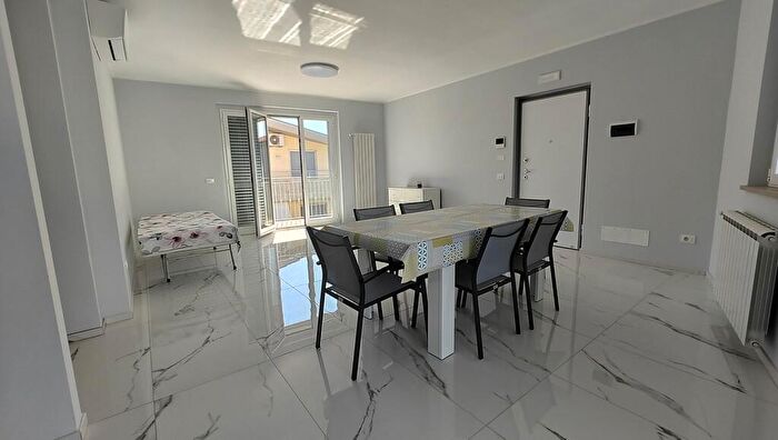 Appartamento quadrilocale in vendita in Via Padre Gaetano Piccirilli, Vasto