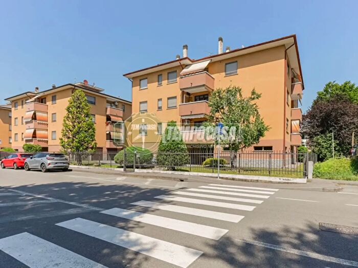 Appartamento trilocale in vendita in Settala