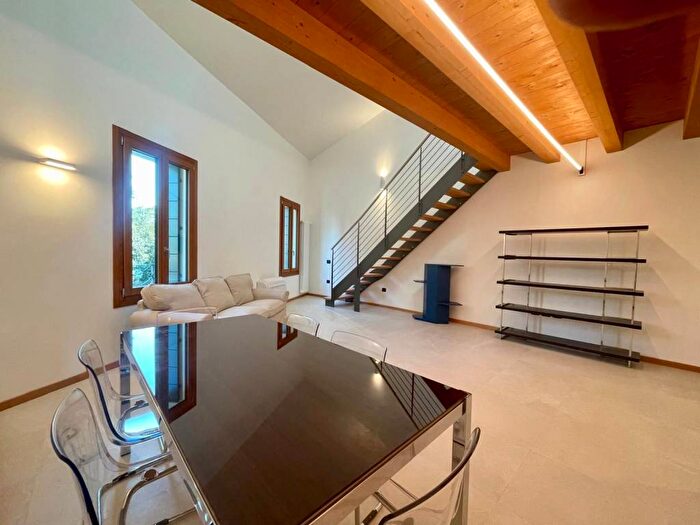 Appartamento bilocale in affitto in Piazzale Giuseppe Mazzini, Piazza Mazzini Ospedale Militare, Padova