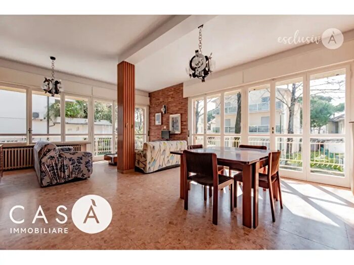 Appartamento con 5 locali in vendita in Cervia