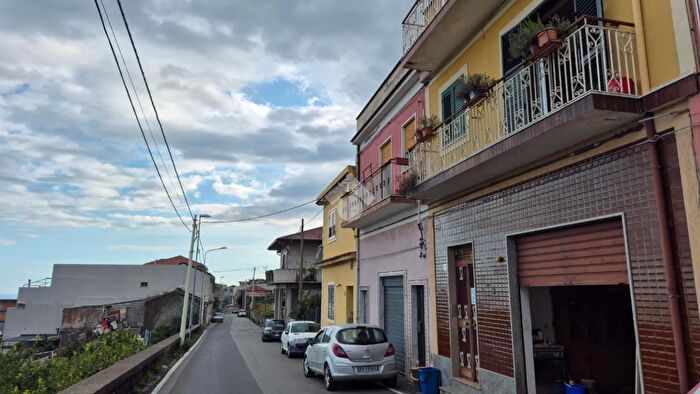 Casa quadrilocale in vendita in Via Nunziata Piedimonte, Mascali