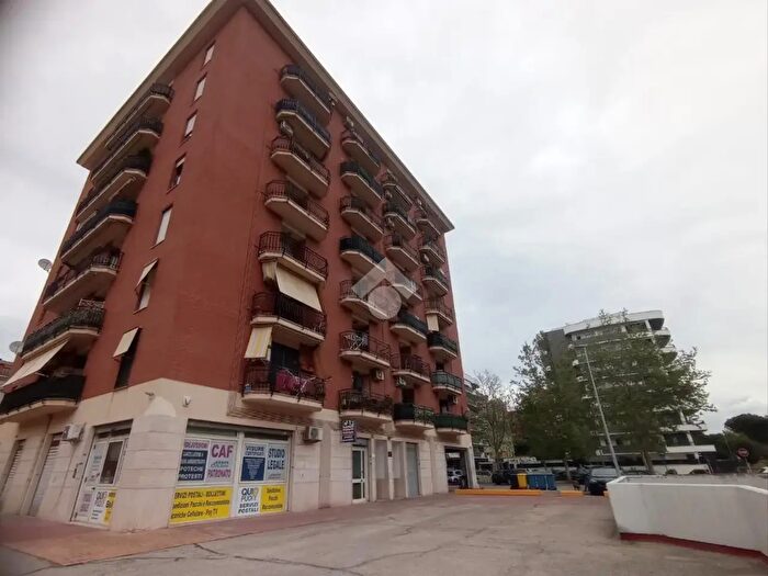 Appartamento monolocale in affitto in Via Ugo La Malfa, Pomezia
