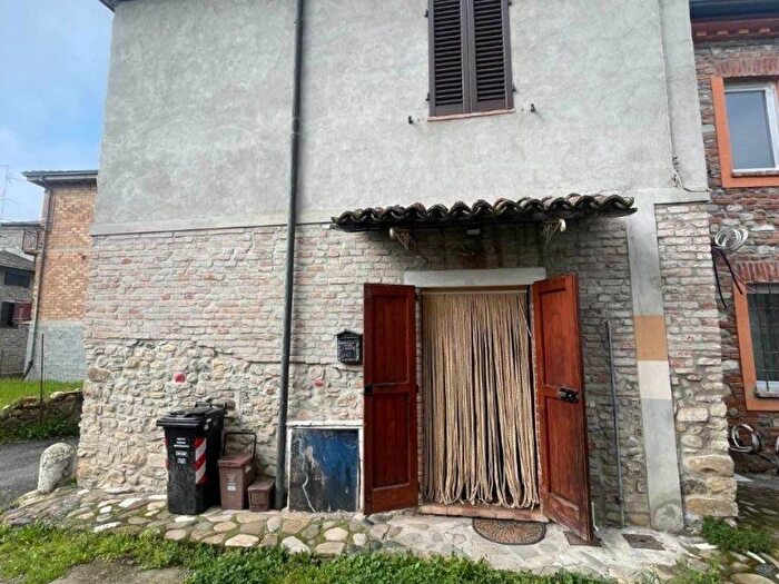 Casa bilocale in affitto in Frazione Pieve Dugliara, Centro, Rivergaro