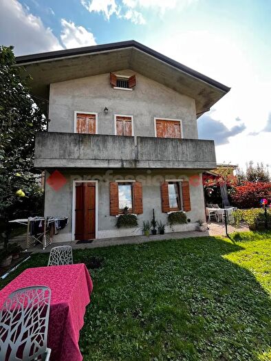 Appartamento quadrilocale in vendita in Via Loira B, San Pietro In Cariano