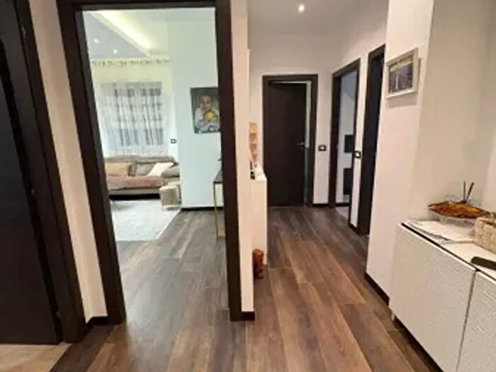 Appartamento trilocale in vendita in Via Lamarmora Alessandro, Brescia