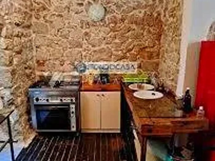 Casa trilocale in vendita in Via delle Fontane, Puegnago Sul Garda