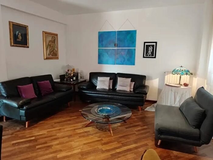 Casa con 5 locali in vendita in Alghero