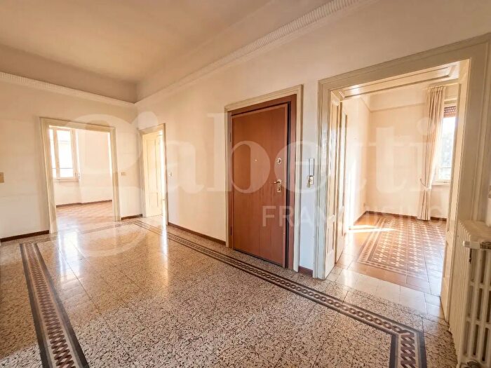 Appartamento con 5 locali in vendita in Via Cadorna, Brescia