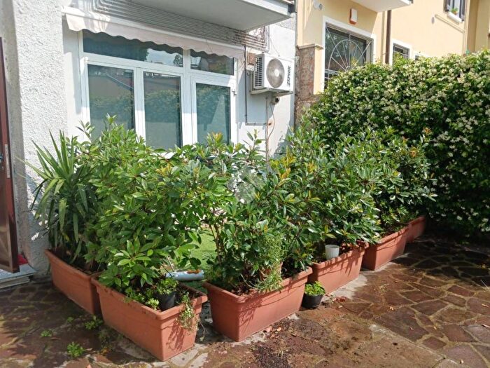 Appartamento bilocale in affitto in VIA CARLO TORRE, Navigli Darsena, Milano