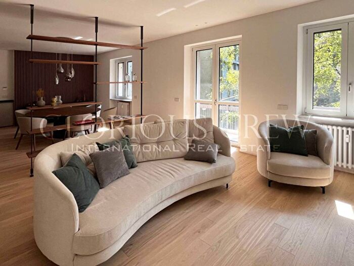 Appartamento trilocale in affitto in Via San Sisto, Carrobbio, Milano