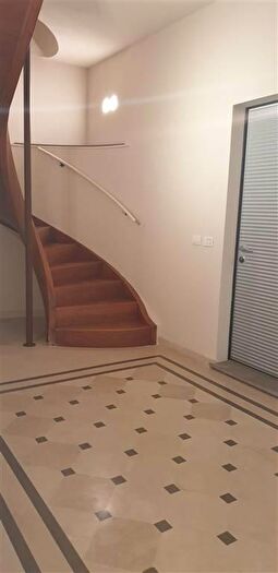 Appartamento con 8 locali in vendita in Via Morigi, Piacenza