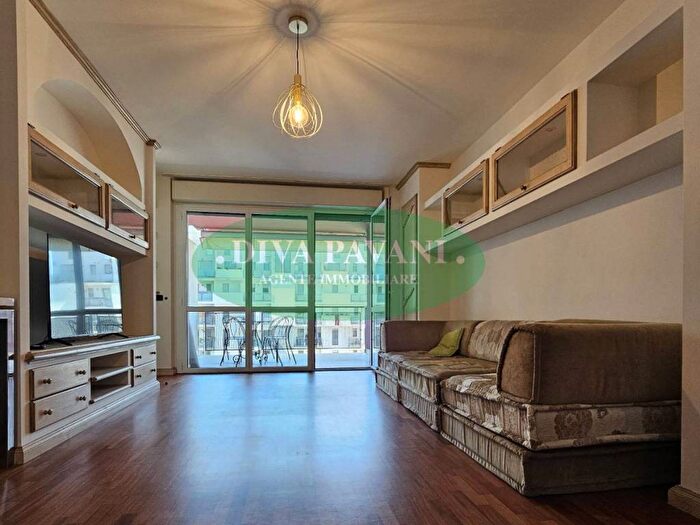 Appartamento trilocale in affitto in Via Gino Severini, Santa Giulia, Milano