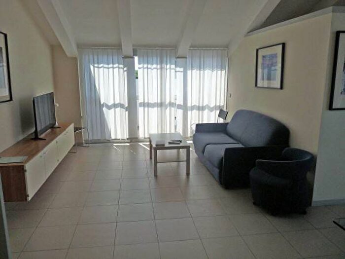 Appartamento con 5 locali in affitto in Bignami Ponale, Milano