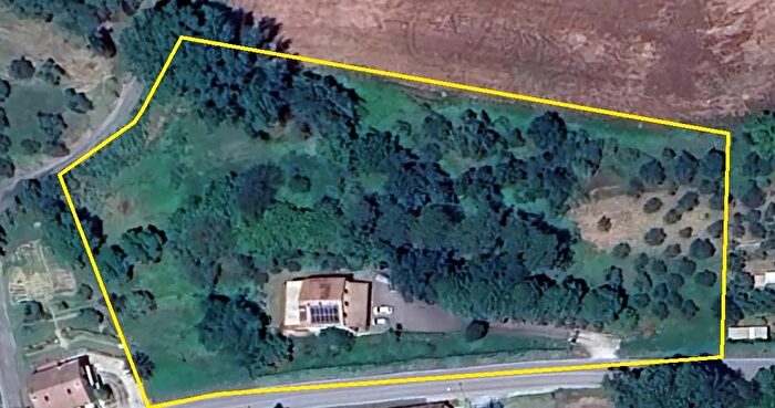 Casa con 11 locali in vendita in Mondavio, Mondavio