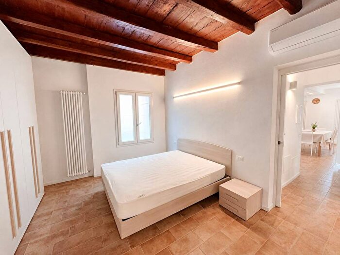 Appartamento bilocale in affitto in Viale Battaglione Framarin, San Felice Teatro, Vicenza