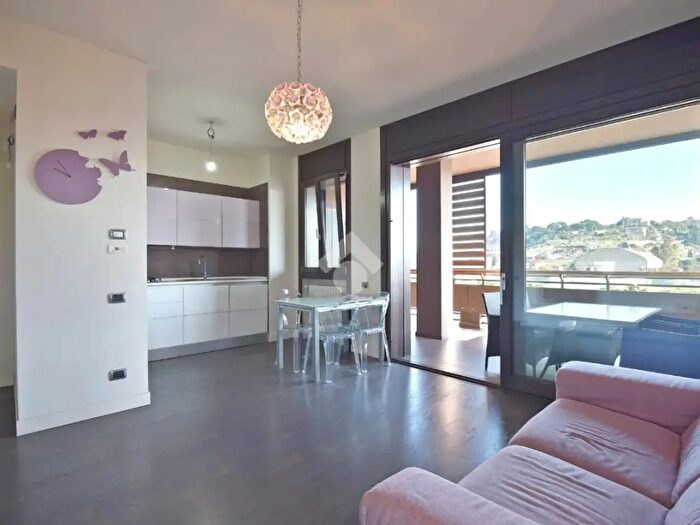Appartamento bilocale in affitto in Via Santa Gilla, Cagliari